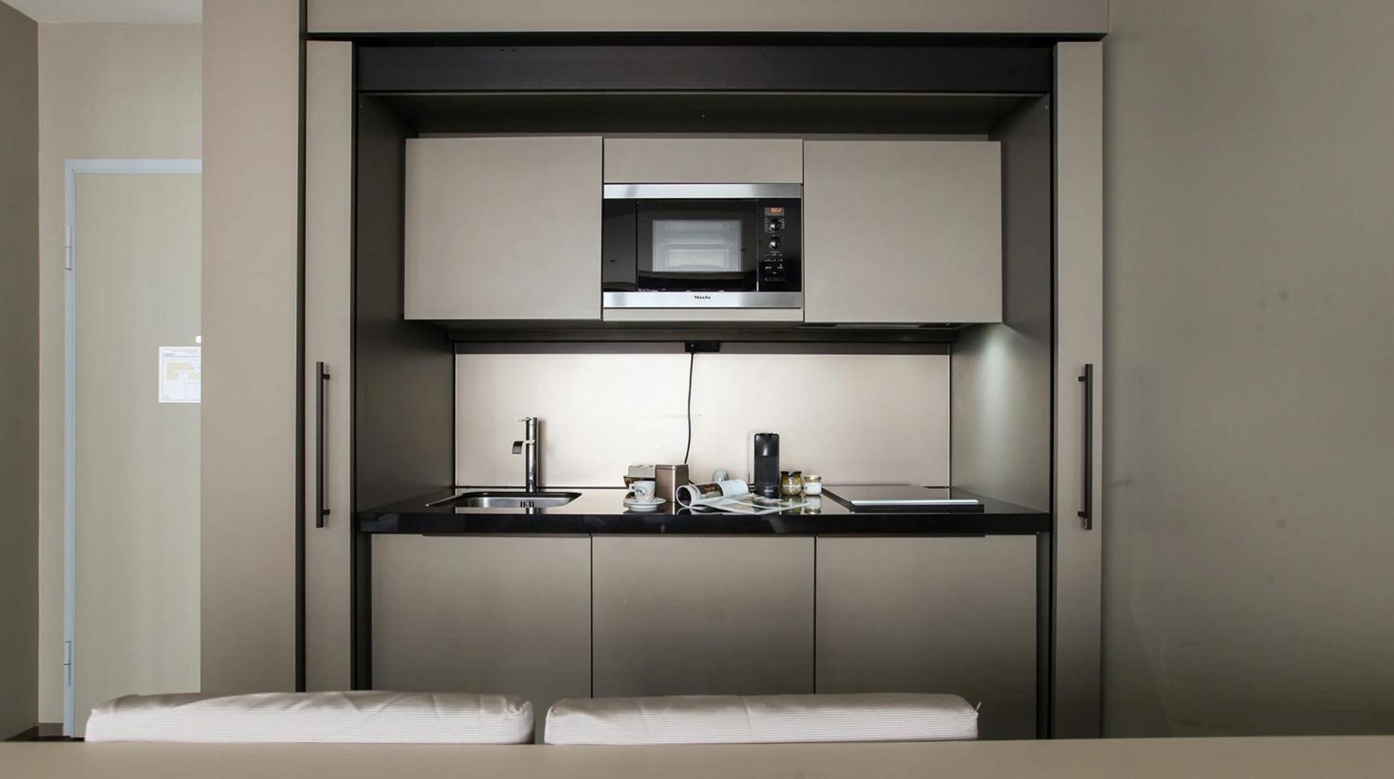 Nj Hotels & Apartments San Pietro All'Orto 6 Milano Ngoại thất bức ảnh