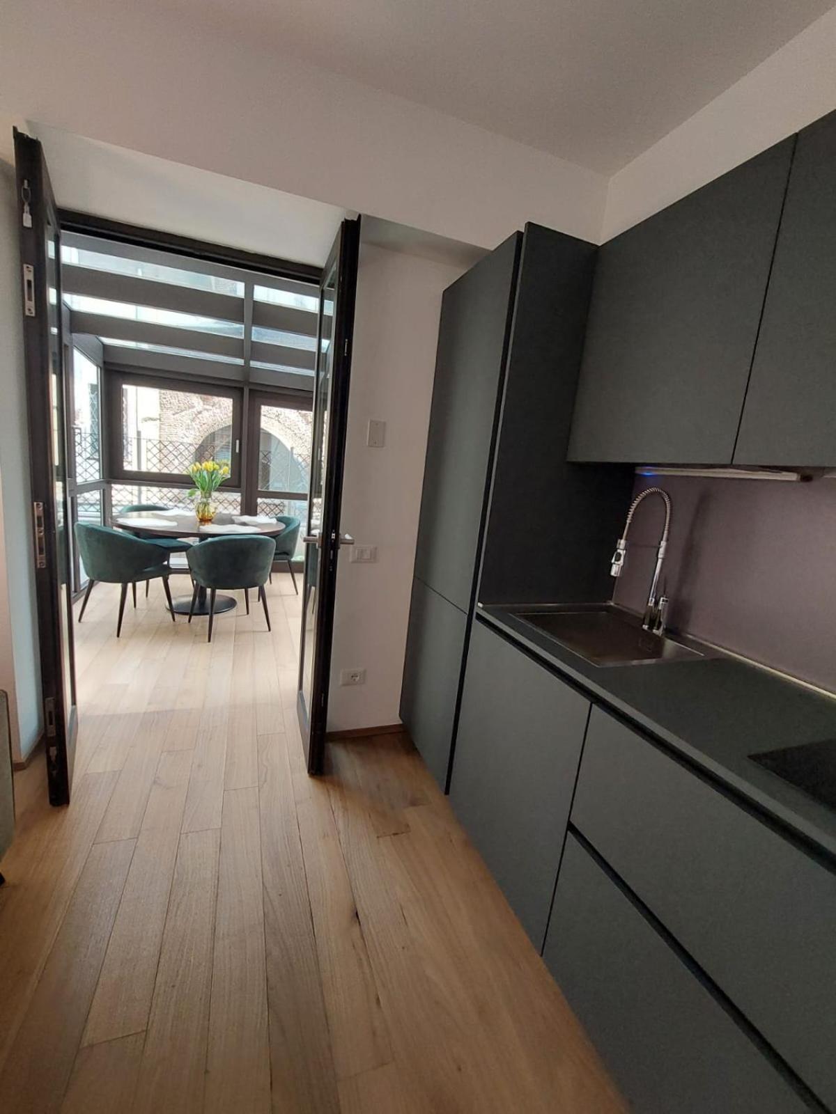Nj Hotels & Apartments San Pietro All'Orto 6 Milano Ngoại thất bức ảnh