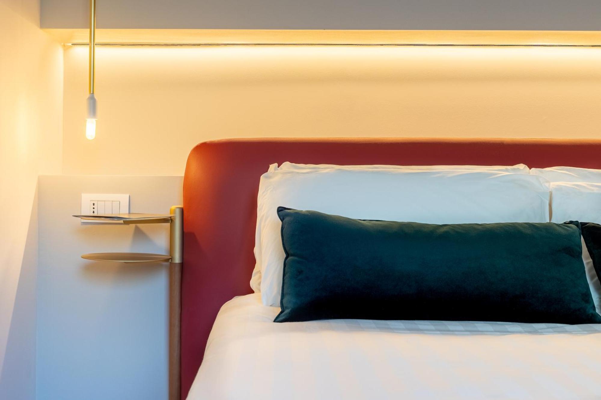 Nj Hotels & Apartments San Pietro All'Orto 6 Milano Ngoại thất bức ảnh