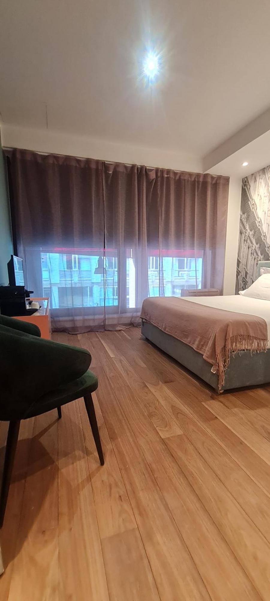Nj Hotels & Apartments San Pietro All'Orto 6 Milano Ngoại thất bức ảnh